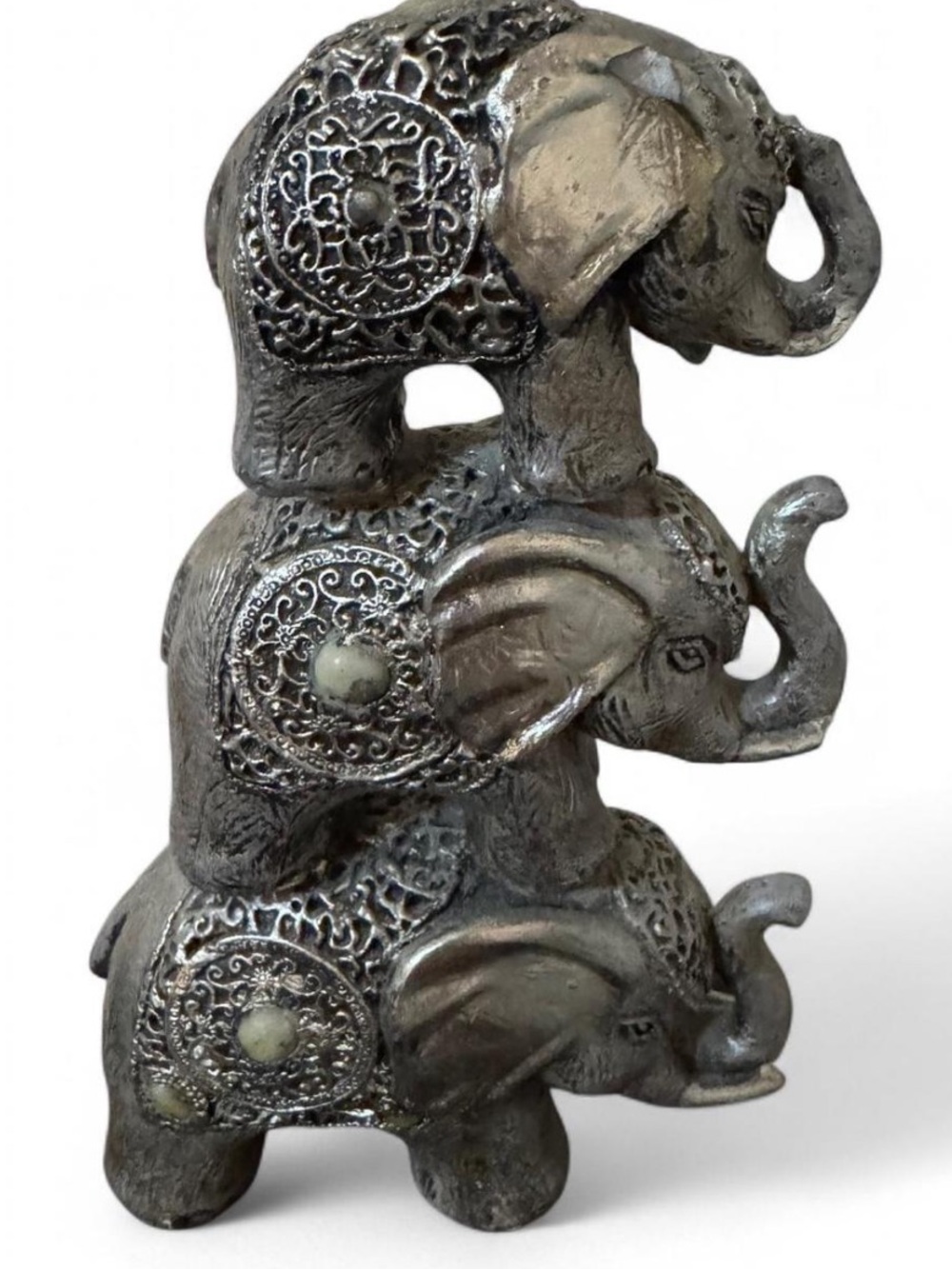 Elephants stacked silver sculpture